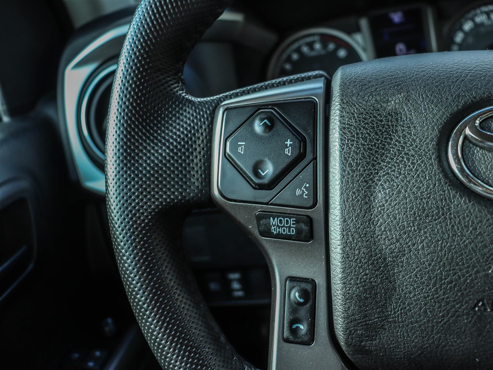 2022 Toyota Tacoma Ottawa & Gatineau - photo #21