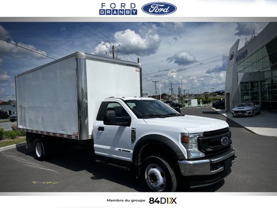 Ford Super Duty F-550 DRW XL cabine simple 2RM 205 po DCE de 120 po 2022 Blanc