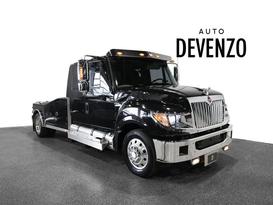 International TerraStar RV Hauler 6.4L Diesel MAXXFORCE 2014 2014 Noir