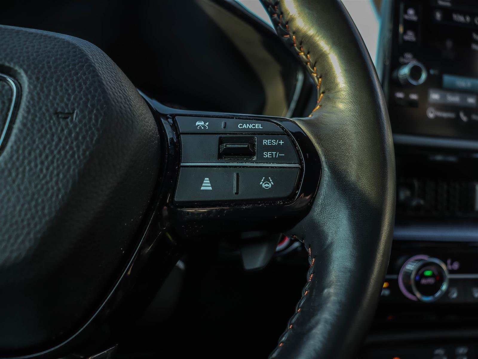 2023 Honda CR-V Hybrid Touring Ottawa & Gatineau - photo #27