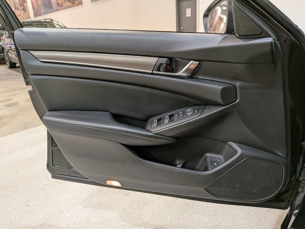 2018 Honda Accord Sedan LX CVT Black Val-David - photo #32