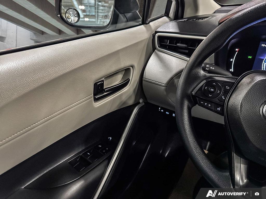 2026 Toyota Corolla Cross 2602212B | L White Edmonton - photo #16