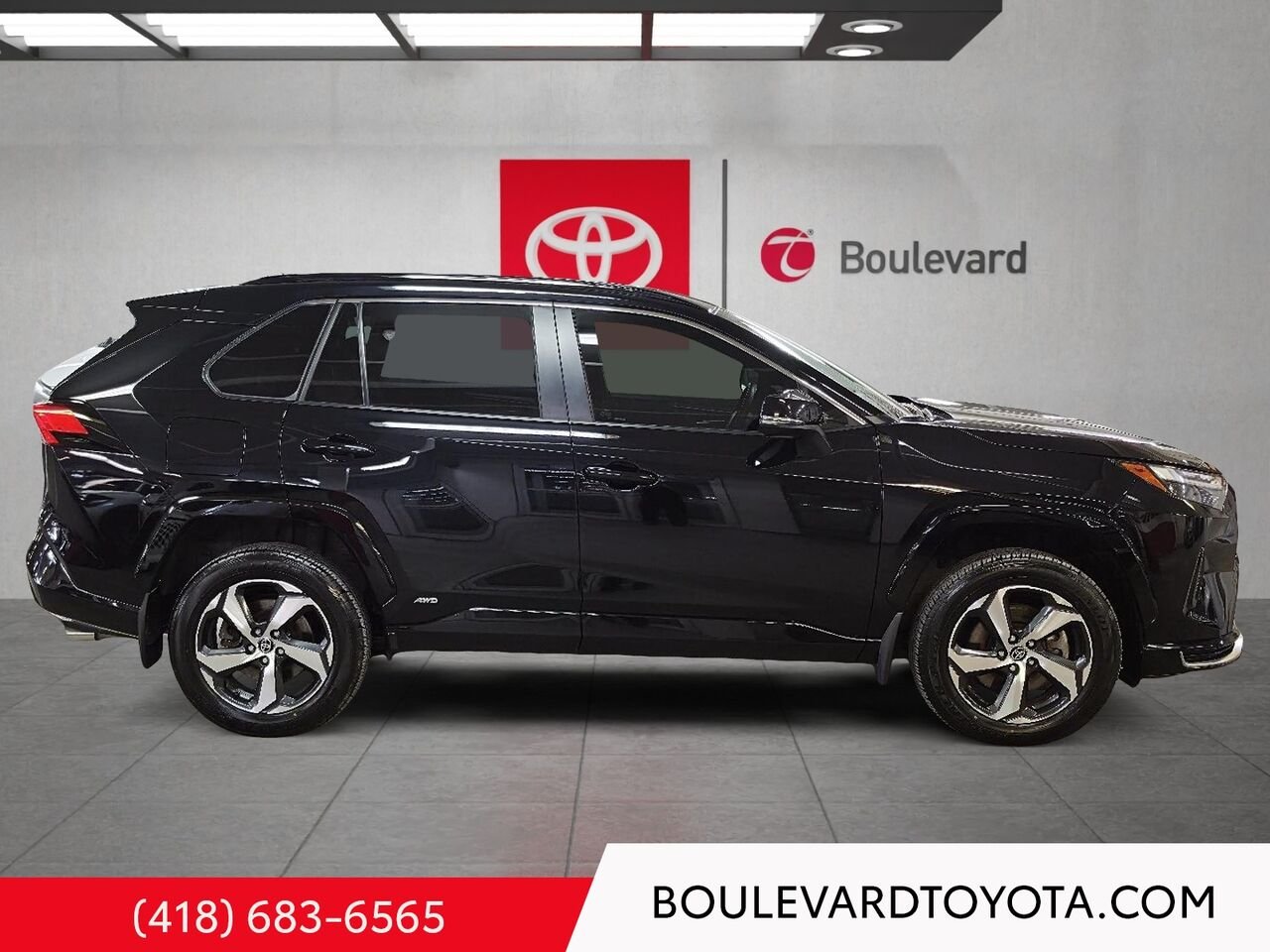 Toyota RAV4 hybride rechargeable 100527A-60 | HYBRIDE SE, AWD 2025 Noir Québec - photo #2