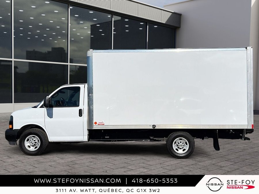 Chevrolet Fourgonnette commerciale tronquée Express 3500 fourgonnette 159 po 2025 Blanc