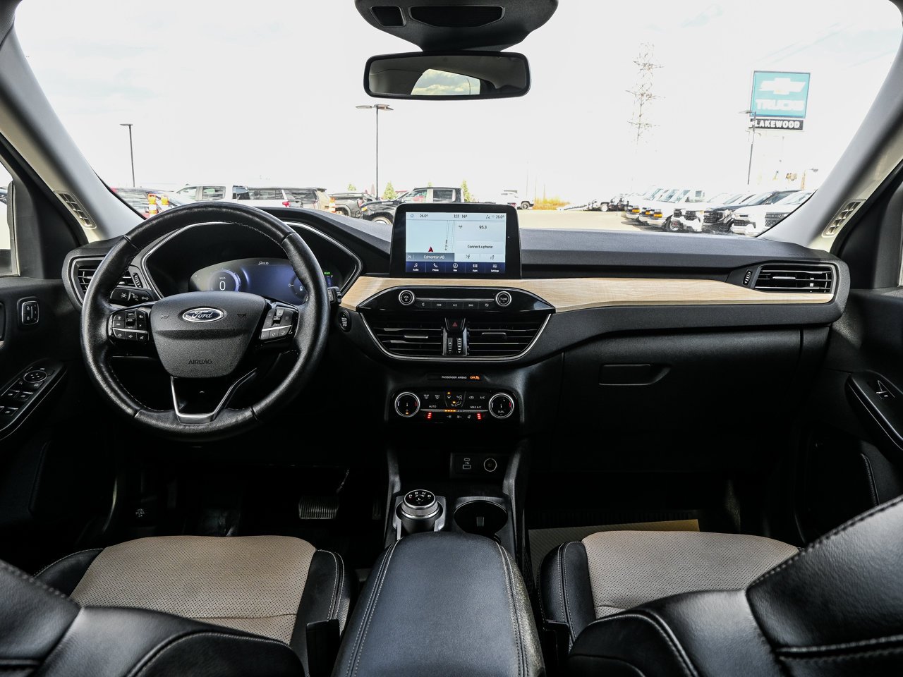 2022 Ford Escape Titanium Plug-In Hybrid FWD White Sherwood Park - photo #30
