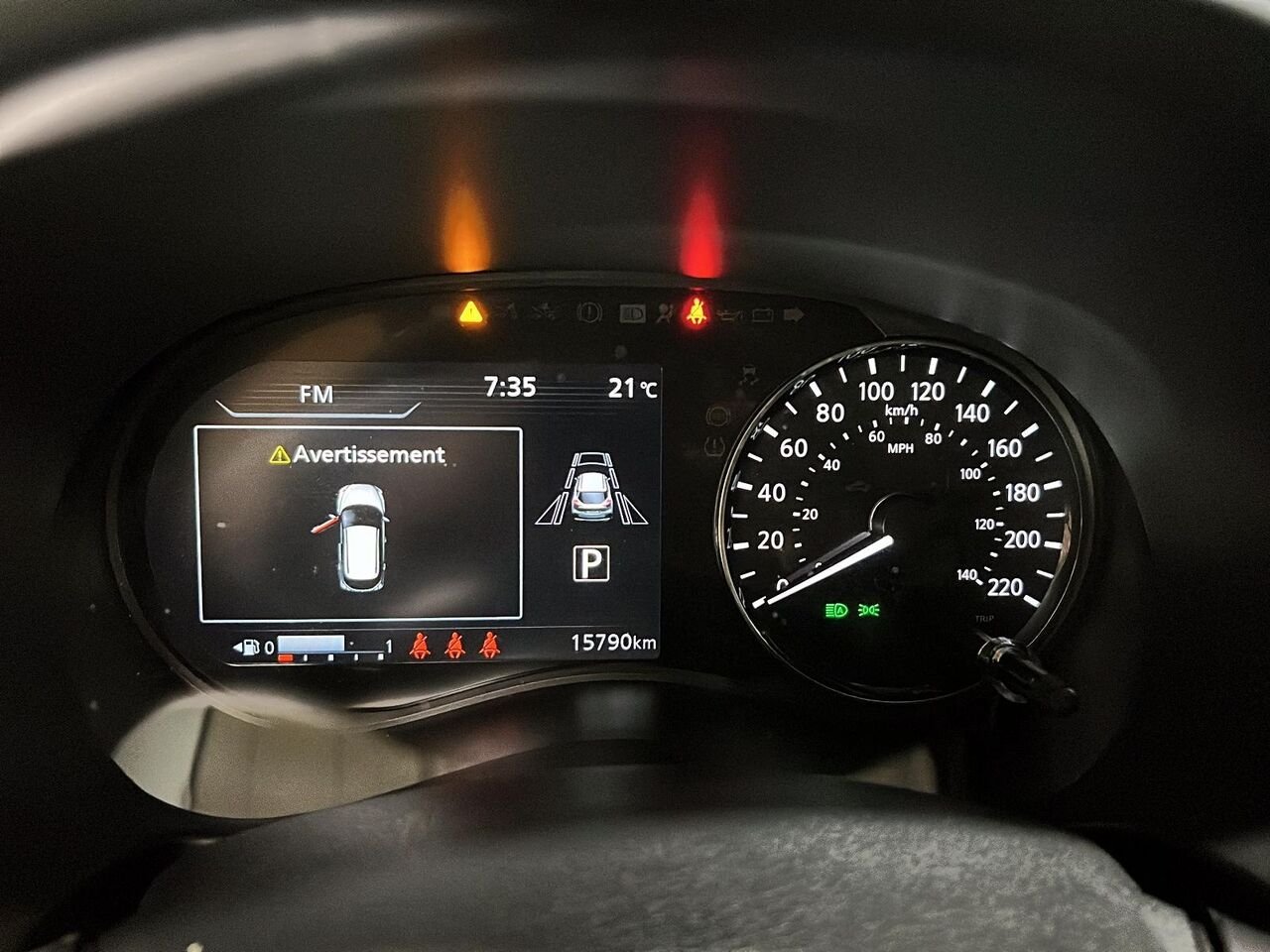 2024 Nissan Kicks SV TA Black Québec - photo #12