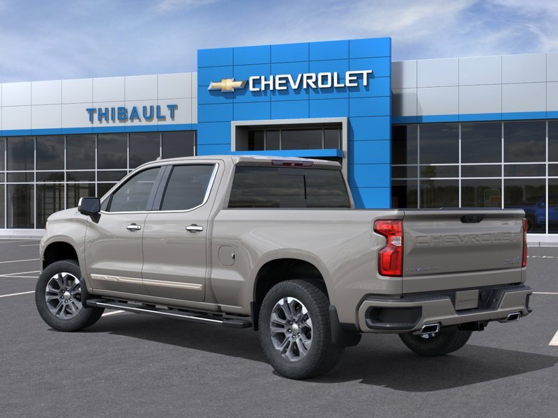 CHEVROLET Silverado 1500 High Country cabine multiplace 4RM 157 po 2026 SABLES BLANC Sherbrooke - photo #2