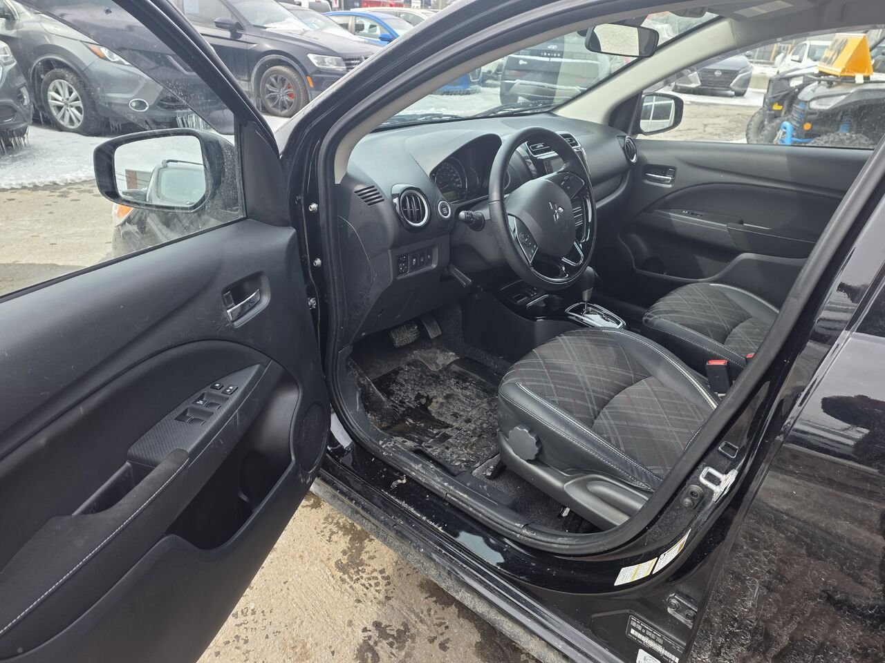 Mitsubishi Mirage 2024 Gris Longueuil, - photo #9