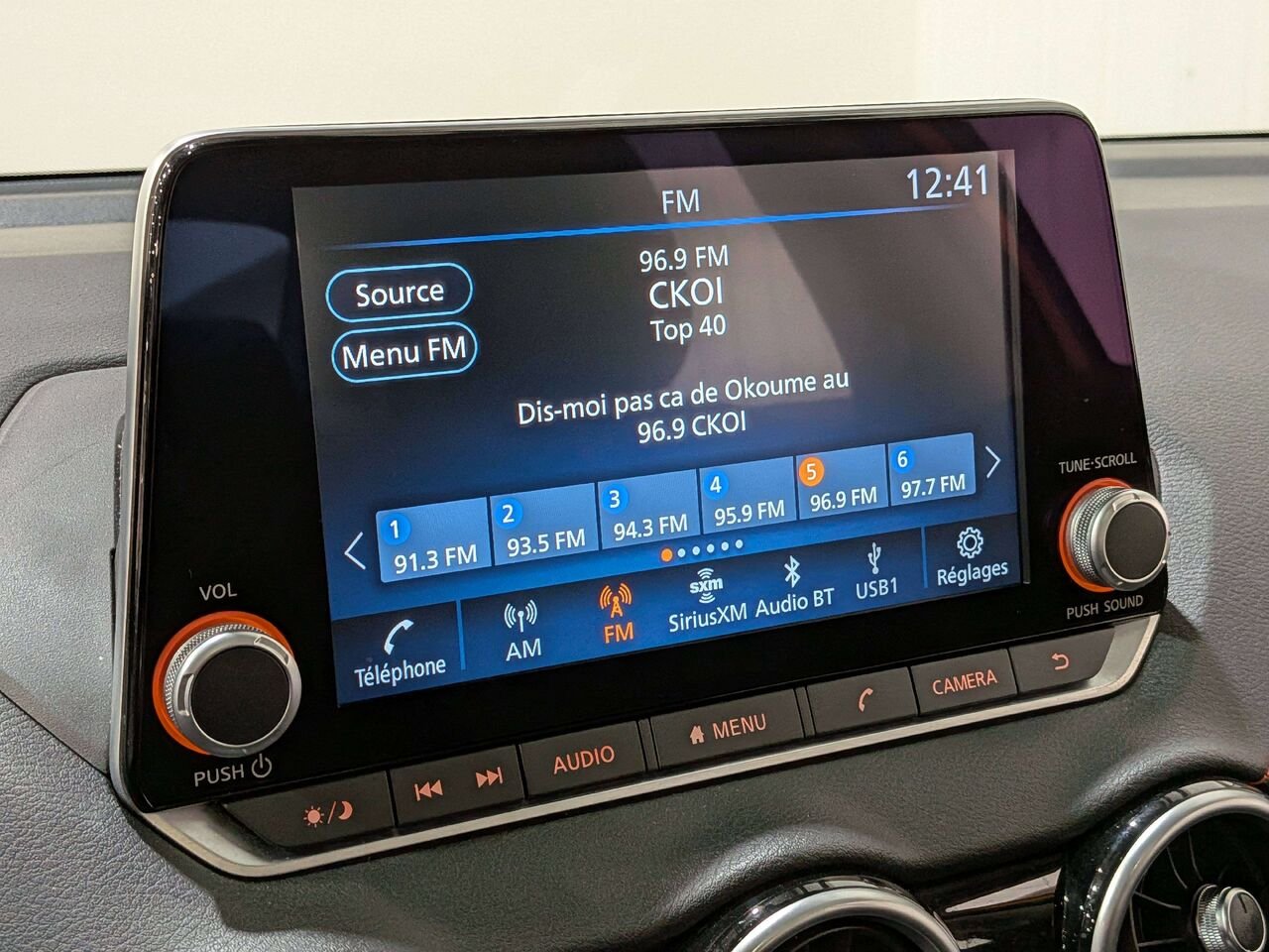 2024 Nissan Sentra SR Manual Orange Val-David - photo #19