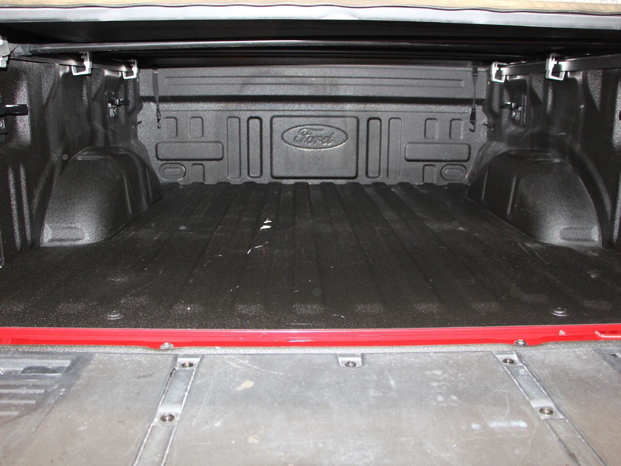 Ford F-150 Lightning XLT F150 LIGHTNING XLT 2024 Rouge Châteauguay - photo #7