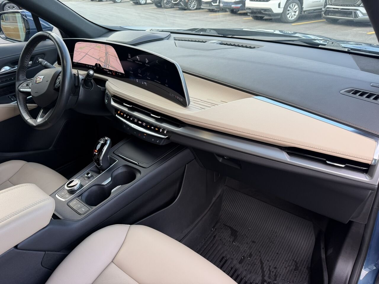 2024 Cadillac XT4 PREMIUM LUXURY AWD FINANCEMENT À PARTIR 3.99% Blue Laval - photo #15