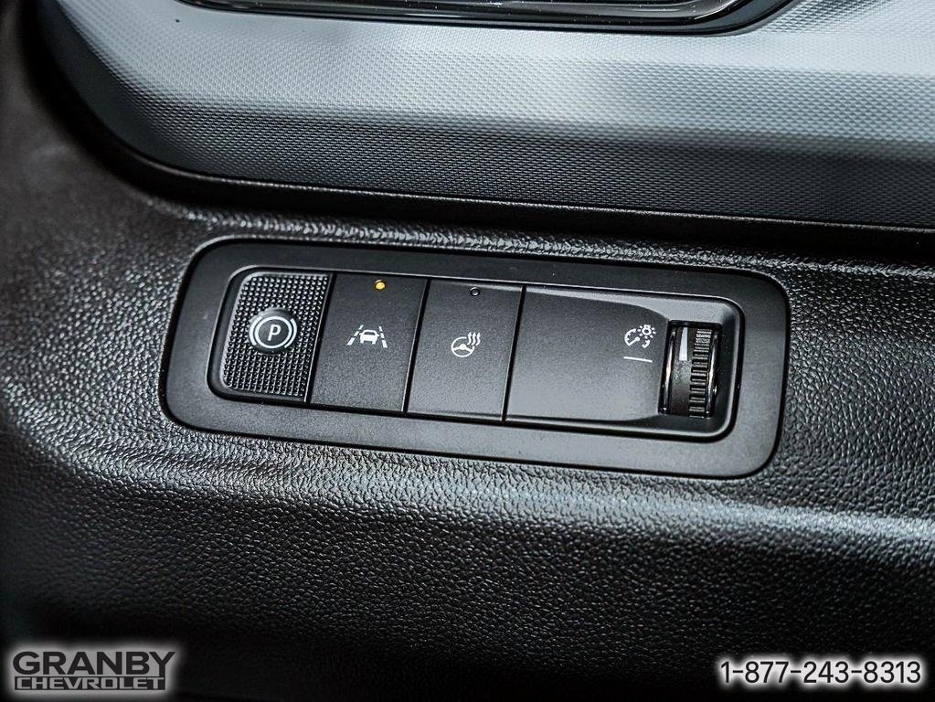 CHEVROLET Bolt BOLT EV RS (2RS) | E27-0185 2027 BLANC SOMMET Granby - photo #17