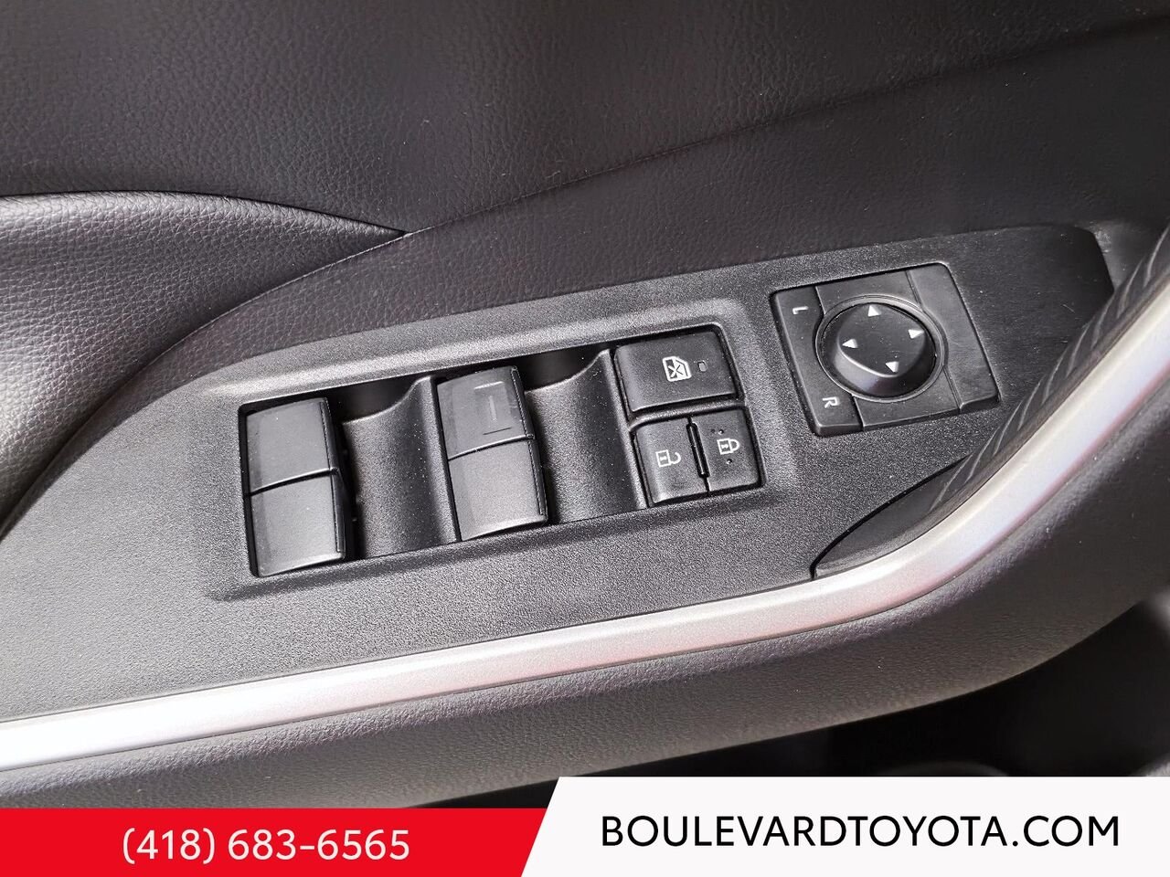 2023 Toyota RAV4 100496A-52 | HYBRIDE, LE, AWD Silver Québec - photo #7