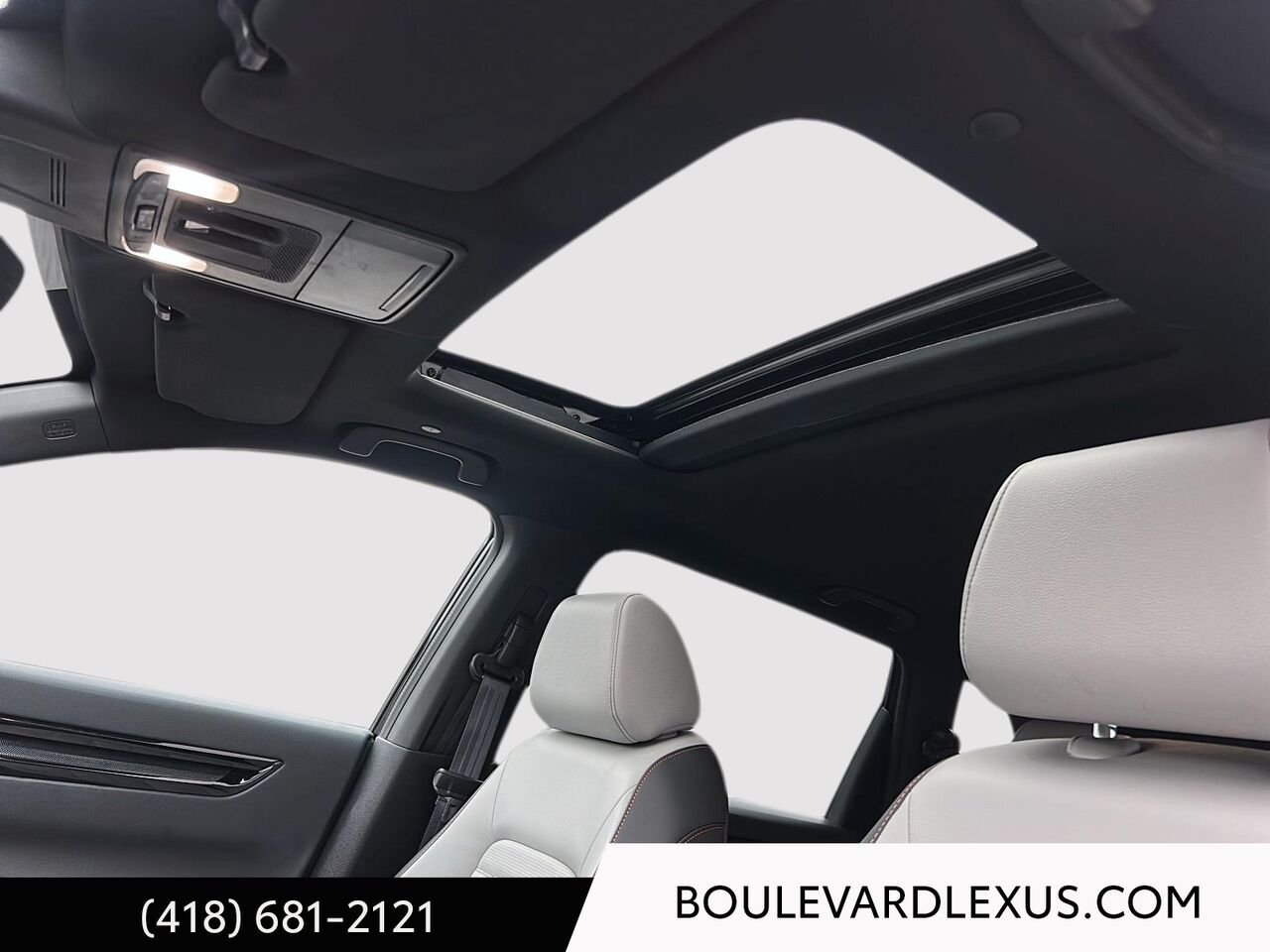 Honda CR-V hybride 138002A | Touring Traction Intégrale 2026 Noir Québec - photo #10