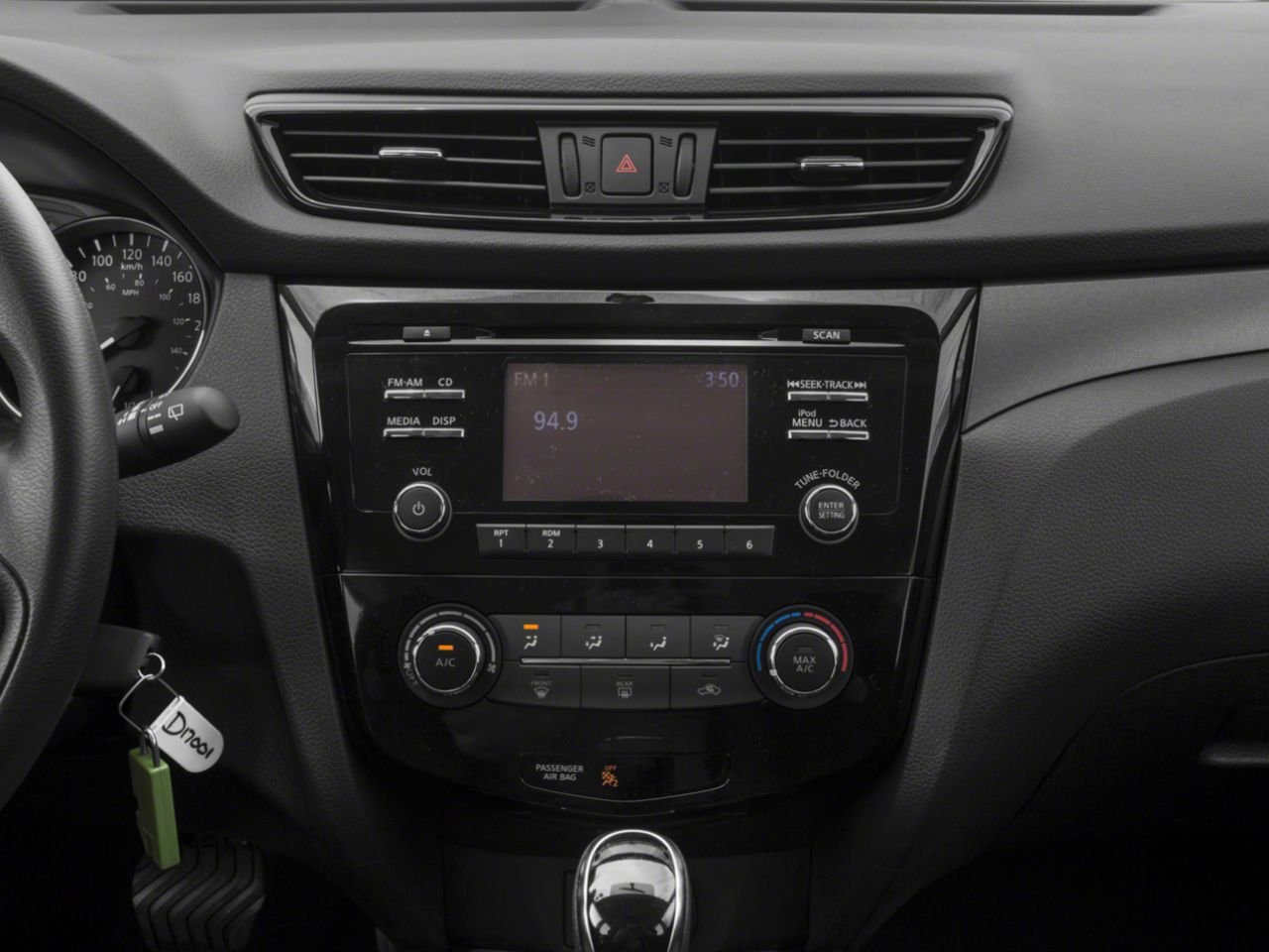 2018 Nissan Qashqai Grey Saint-Georges - photo #3