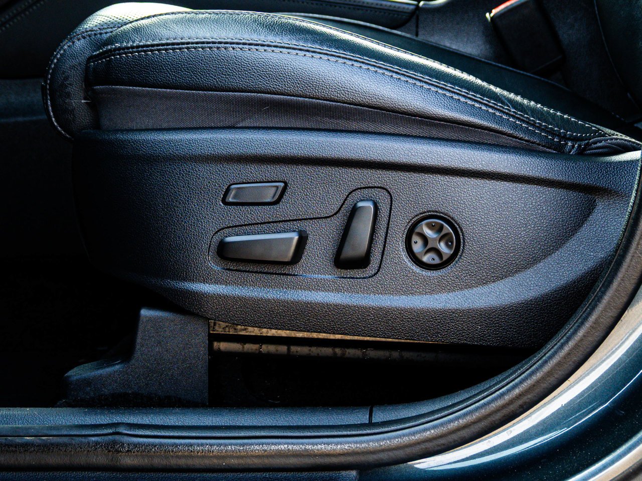 2020 Hyundai Santa Fe 2.0T Luxury AWD Green Sherwood Park - photo #22
