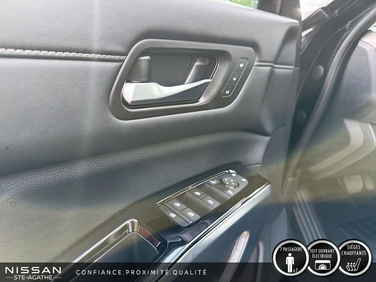 Nissan Pathfinder SL TI | CUIR | TOIT OUVRANT | NAVIGATION | ATTELAGE 6 000 LB 2024 Noir Saint-Jérôme - photo #16