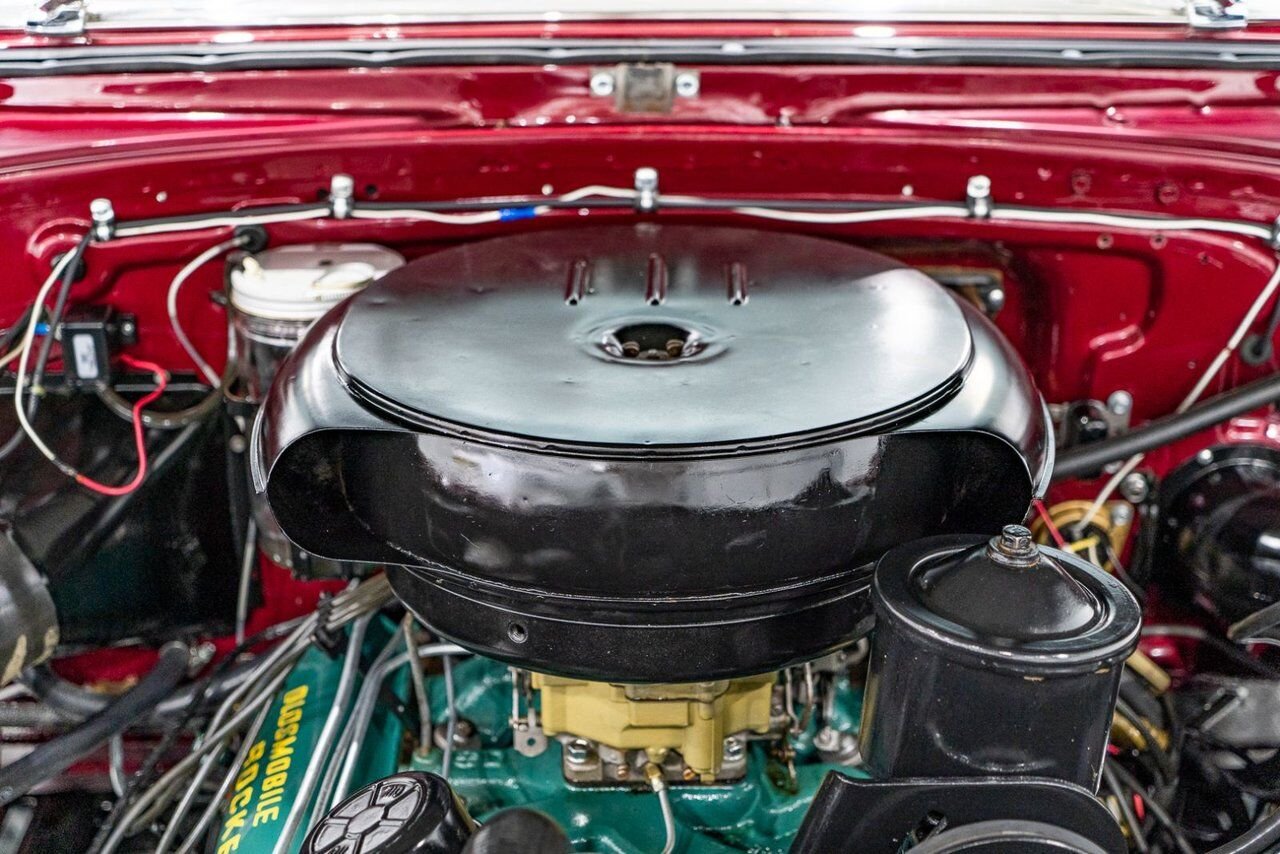 Oldsmobile 98 PRIX EN USD | Convertible Beautifully Presented from complete Restoration 1953 Rouge Montréal - photo #16