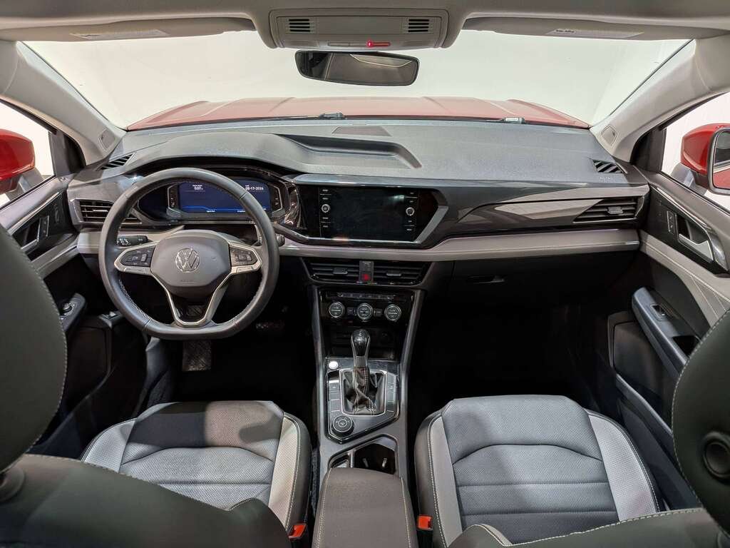 Volkswagen Taos Highline 4MOTION 2024 Rouge Val-David - photo #6