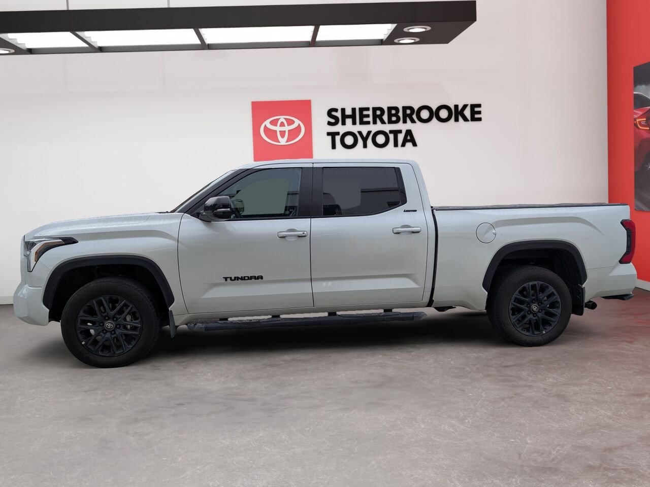 2026 Toyota Tundra 5TFWA5EC1TX054152 White Sherbrooke - photo #2