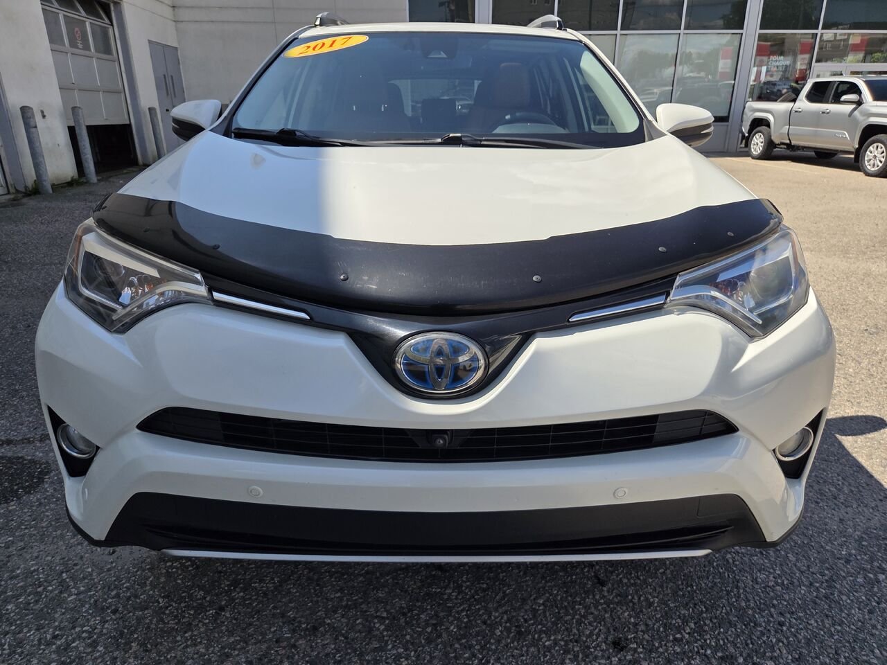 Toyota RAV4 Hybride 2017 Blanc Mont-Laurier - photo #2