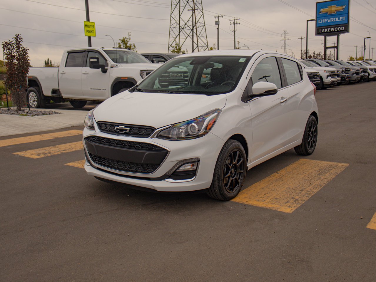 2022 Chevrolet Spark 4dr HB CVT 2LT White Sherwood Park - photo #3