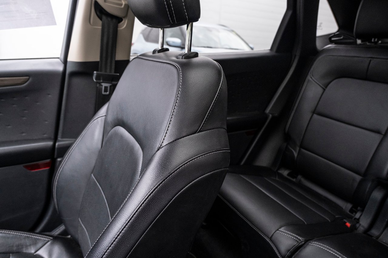 2020 Ford Escape Green Gatineau - photo #18