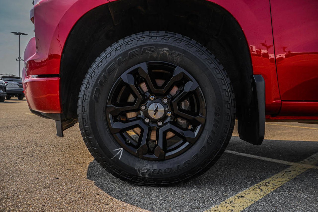 2024 Chevrolet Silverado 1500 4WD Crew Cab 147 RST Red Sherwood Park - photo #12