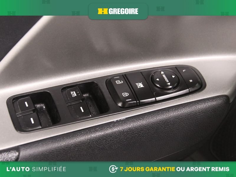 2019 Kia Niro Black Saint-Eustache - photo #15