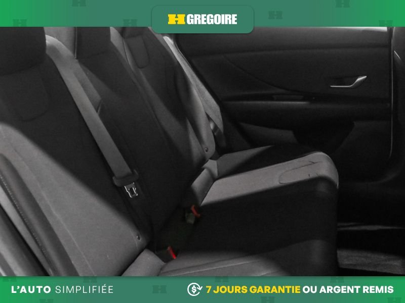 Hyundai Elantra 822272 | Essential AUTO AC GR ELECT MAGS CAM RECUL BLEUTOOT 2023 Blanc Laval - photo #27