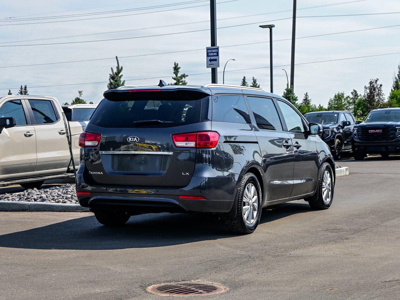 2017 Kia Sedona 4dr Wgn LX Grey Sherwood Park - photo #12