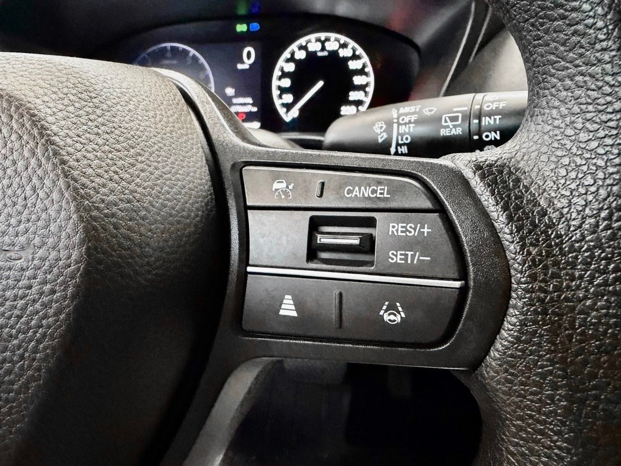 Honda HR-V 2024 Gris Notre-Dame-des-Prairies - photo #20