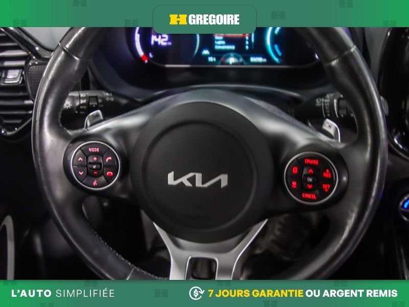 2022 Kia Soul Black Laval - photo #17