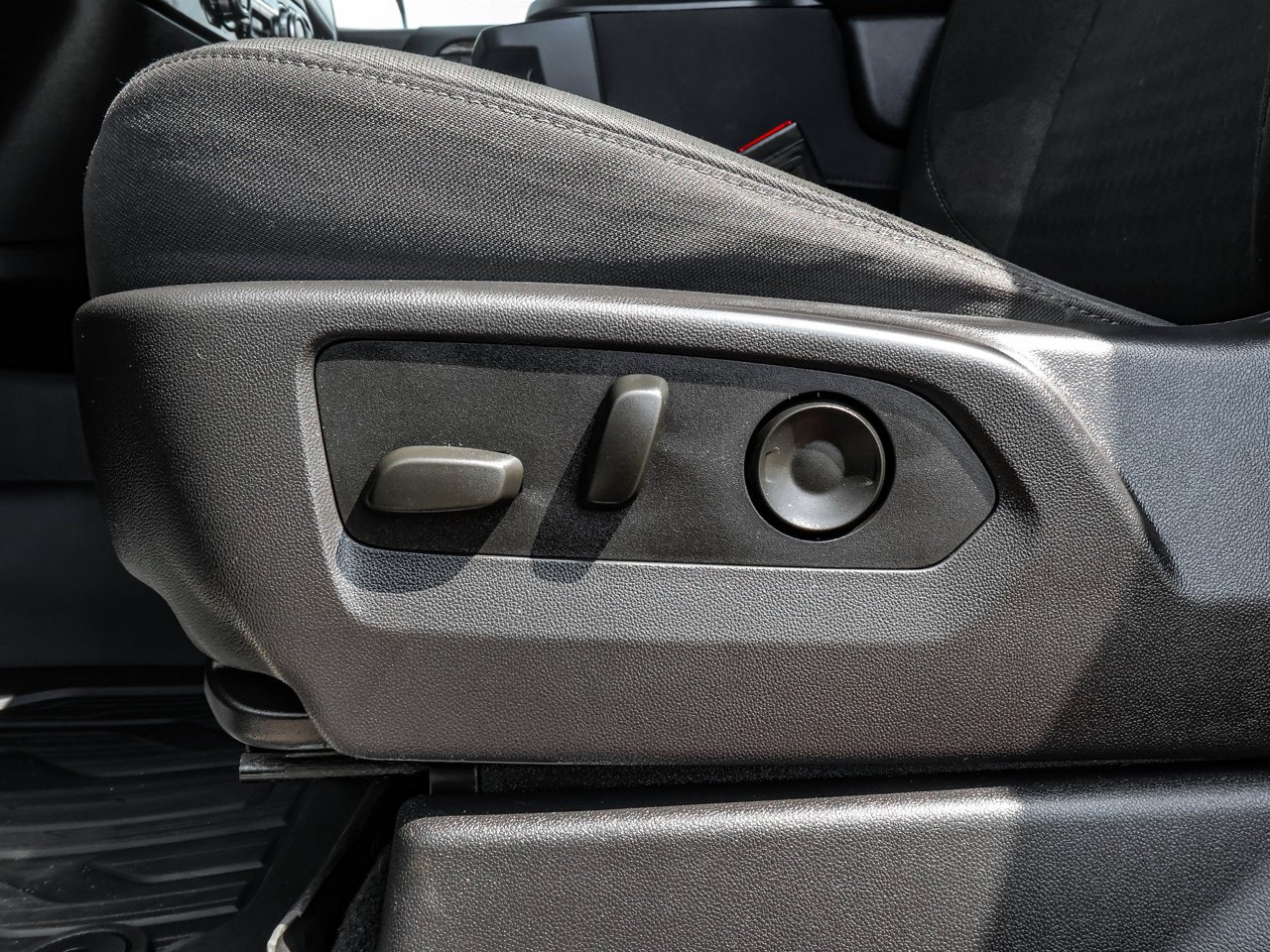 2024 GMC Sierra 1500 4WD Crew Cab 147 Elevation Black Sherwood Park - photo #20