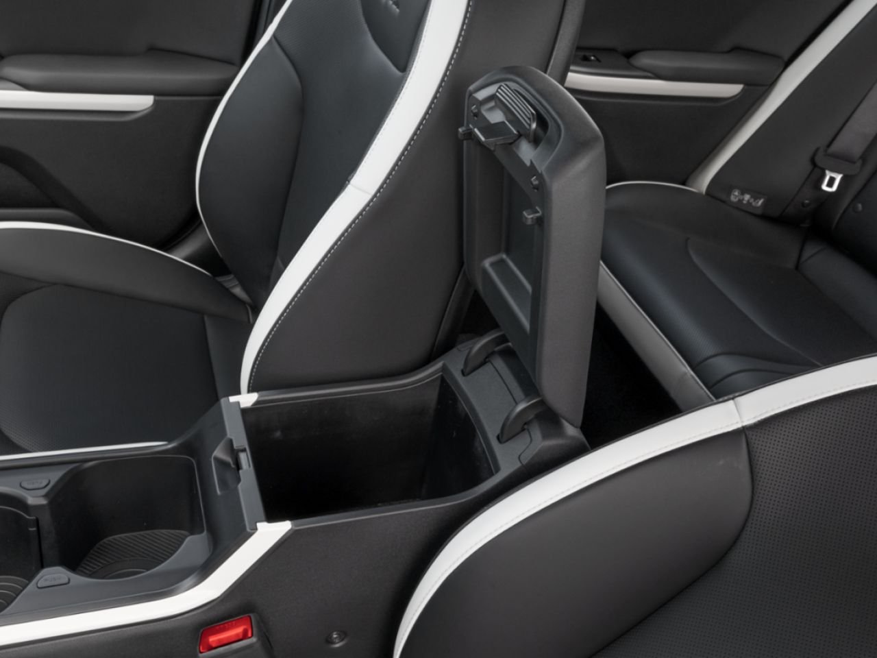 2026 Kia K4 Hatchback Sparkling Yellow Blainville - photo #10