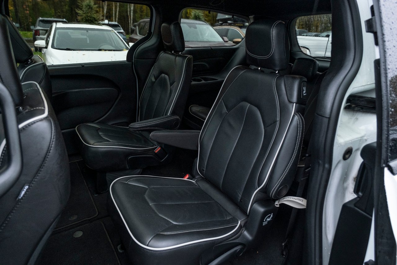 2025 Chrysler Pacifica White Gatineau - photo #18