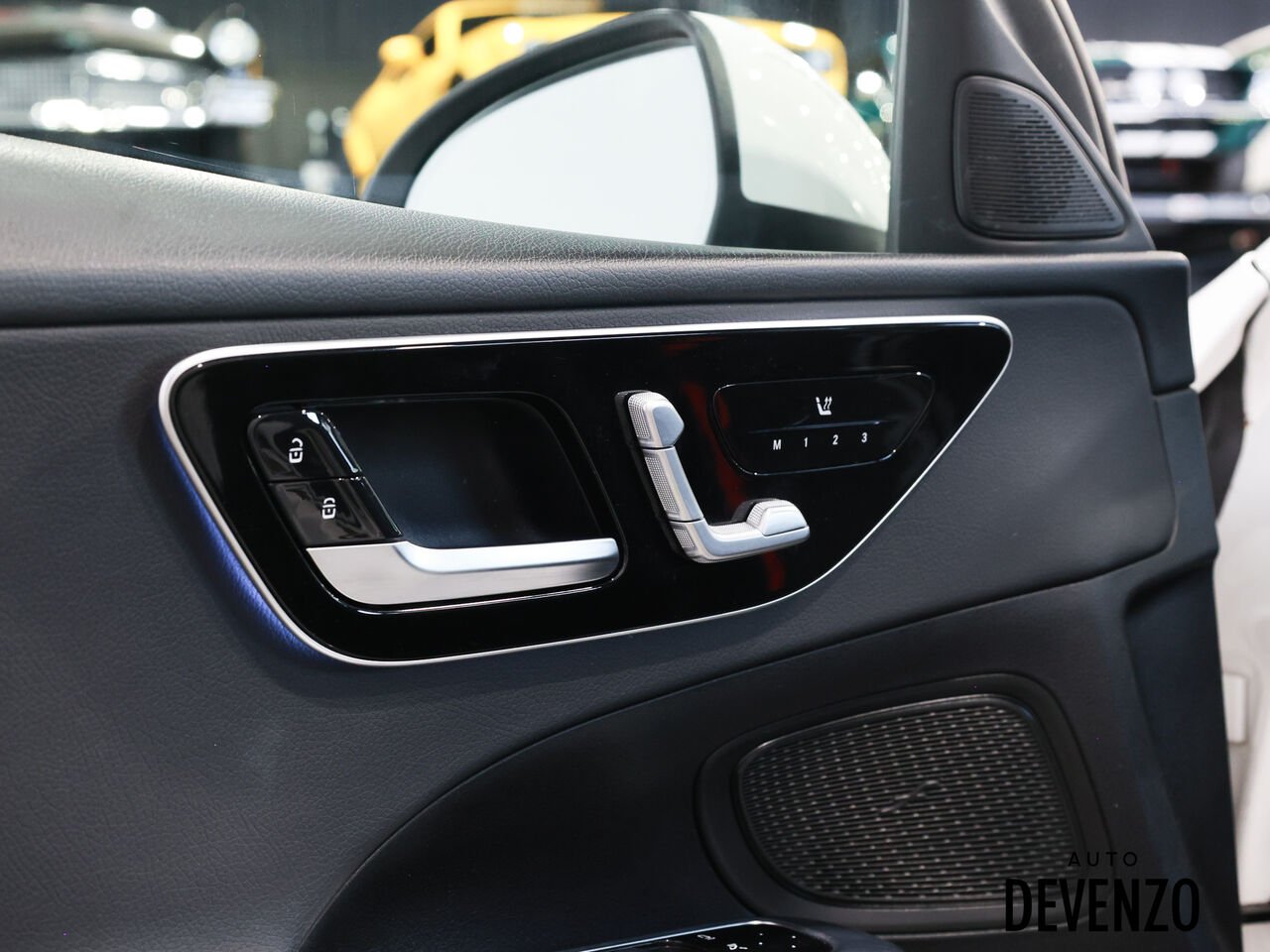 2023 Mercedes-Benz Classe-C White Saint-Eustache - photo #11