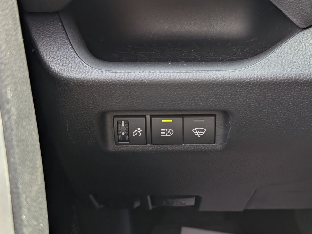 Toyota RAV4 LE/SIÈGES CHAUFFANTS/CAMÉRA DE RECUL/BLUETOOTH/AC/ 2022 Argent Sherbrooke - photo #12