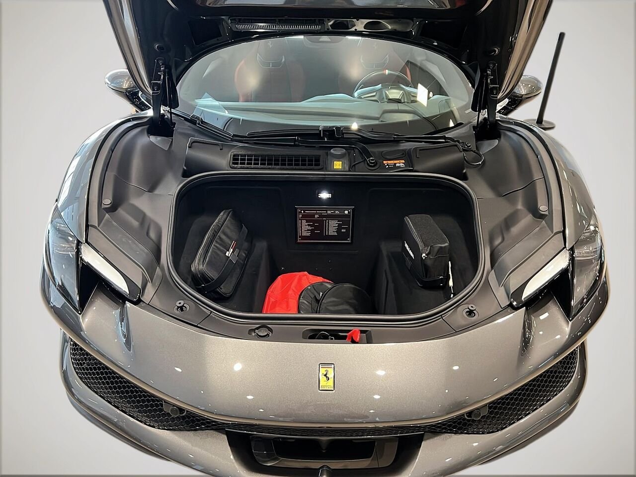 2024 Ferrari 296 GTS Grey Québec - photo #30