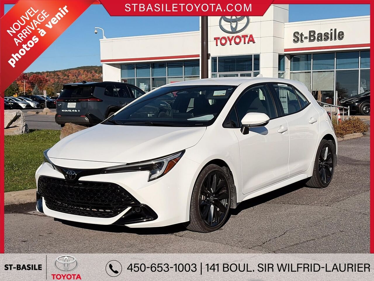 2025 TOYOTA Corolla Hatchback White Saint-Basile-le-Grand - photo #0