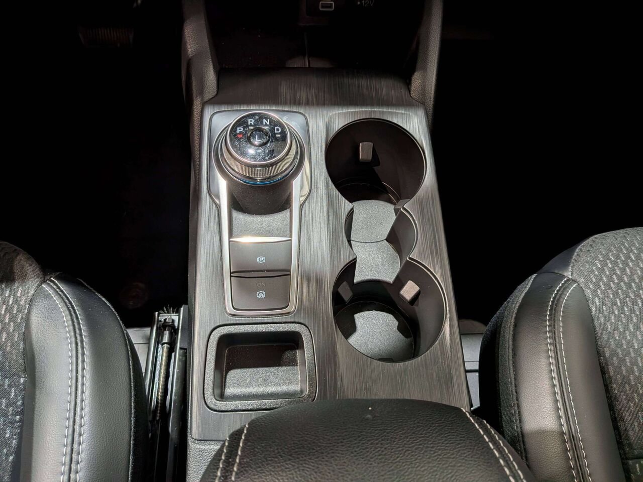 2025 Ford Escape PHEV FWD Grey Val-David - photo #28