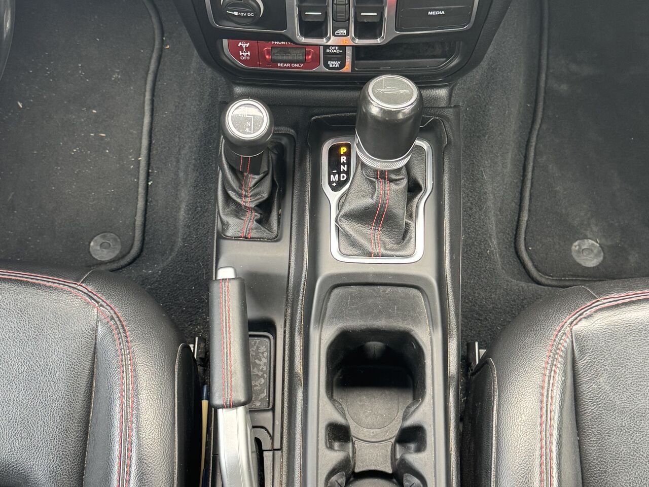 2020 Jeep Gladiator Rubicon Grey Granby - photo #23