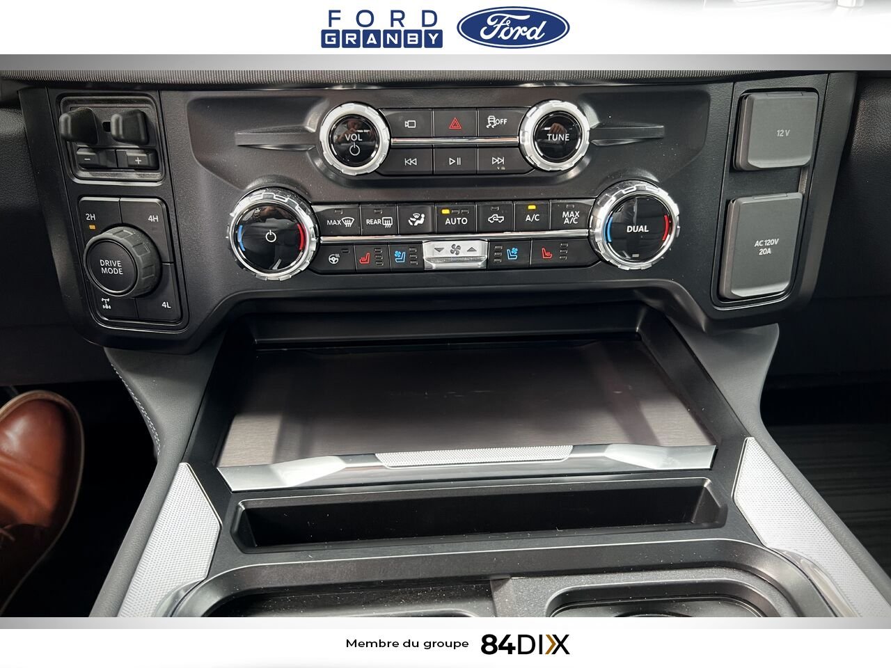 Ford SUPER DUTY F-250 SRW 2026 Gris Granby - photo #27