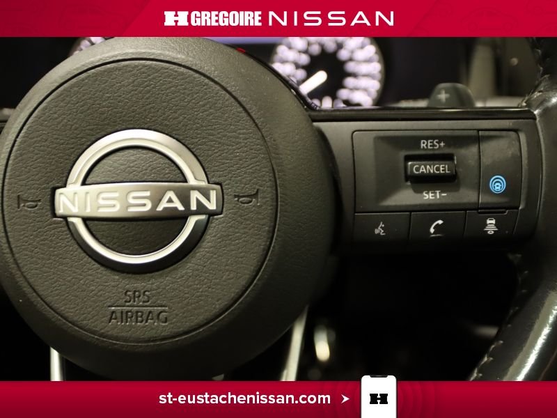 2022 Nissan Pathfinder White Laval - photo #18