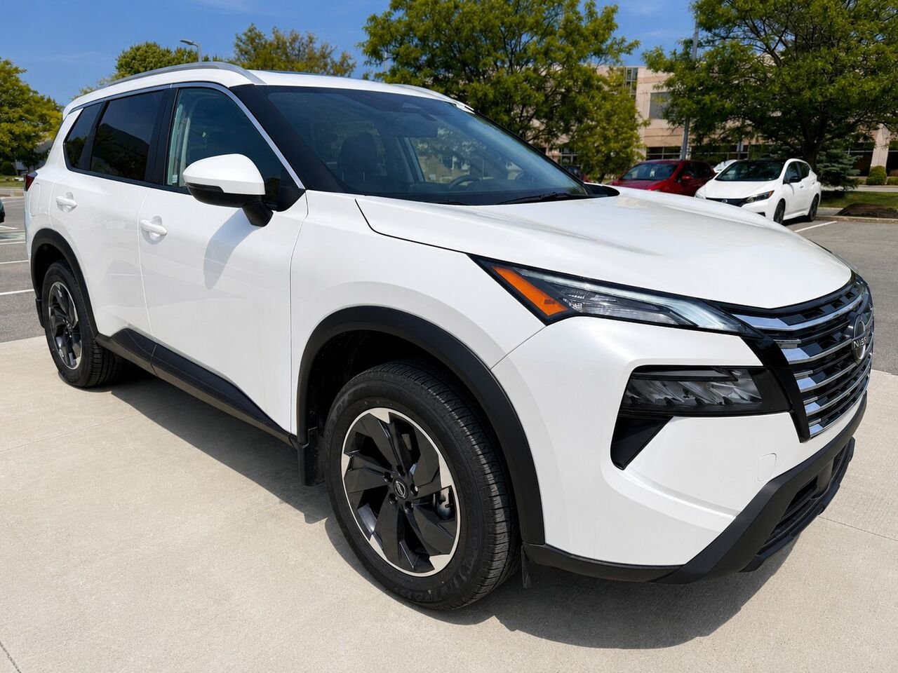 2026 NISSAN Rogue ROGUE SV TOIT OUVRANT Everest White Tricoat Pearl Châteauguay - photo #8