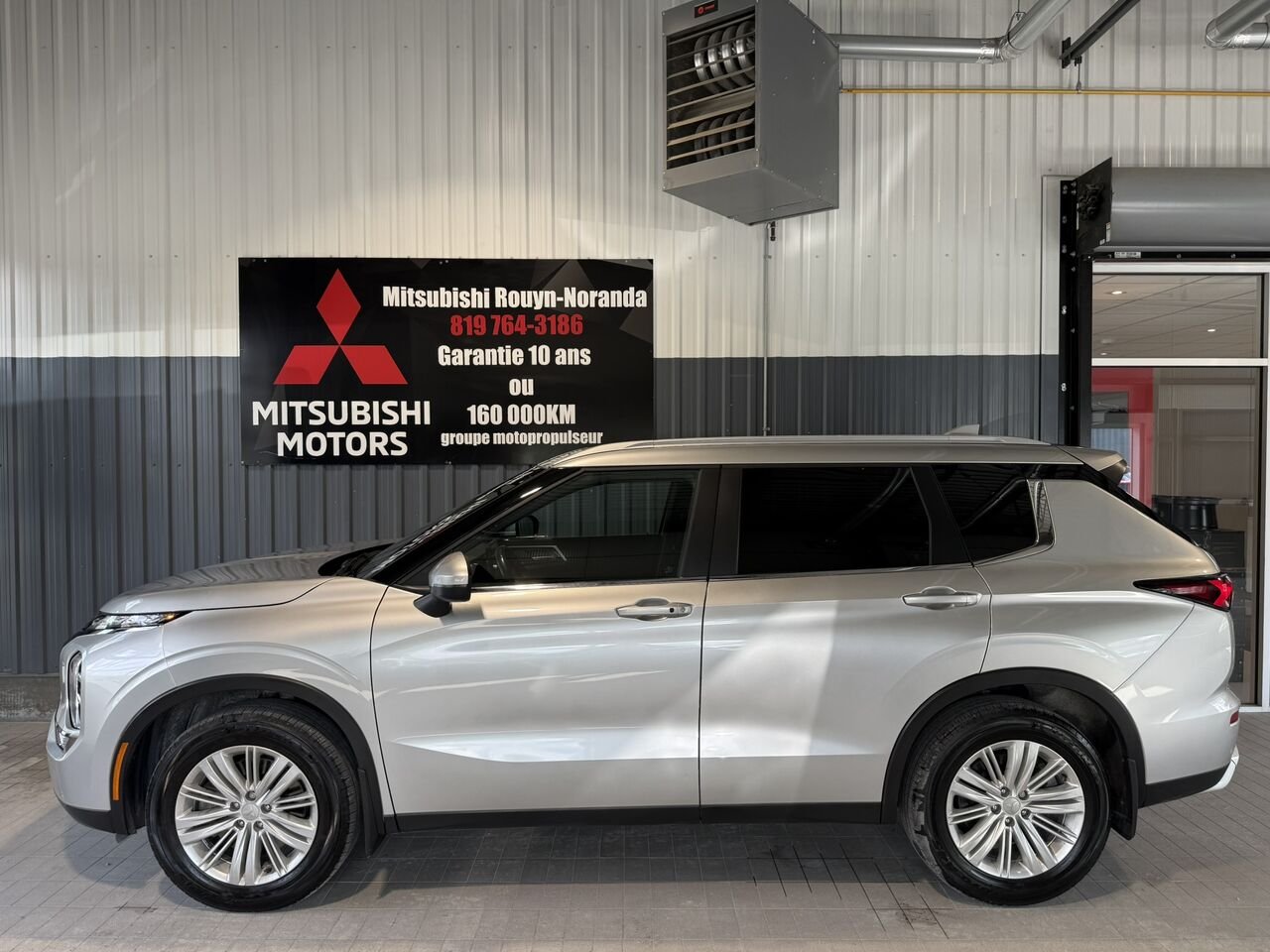 Mitsubishi Outlander SE S-AWC 2024 Gris Rouyn-Noranda - photo #1