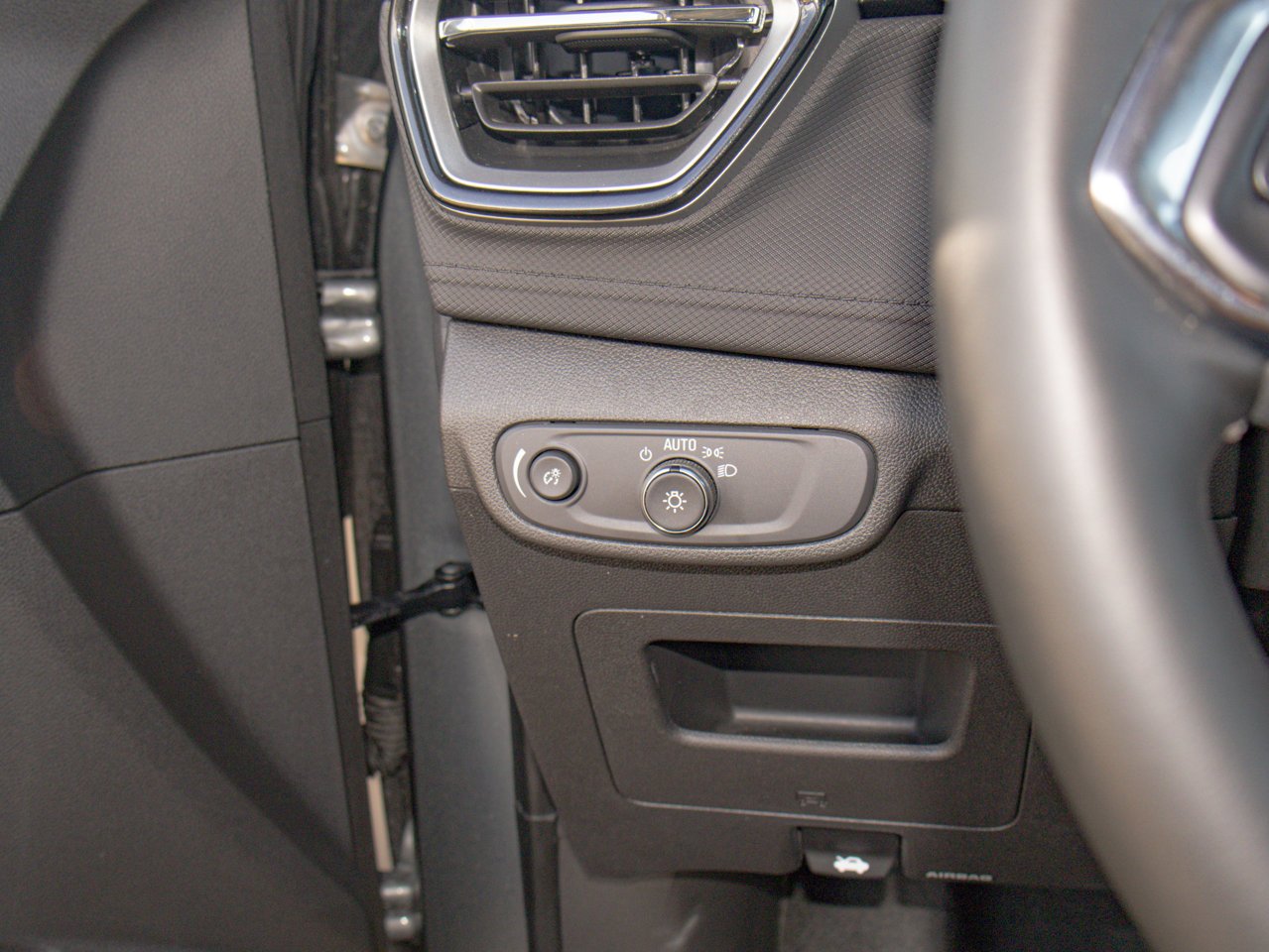 2026 Chevrolet Trailblazer AWD 4dr LT Grey Sherwood Park - photo #19