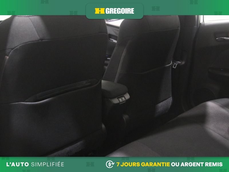 Toyota Prius 2020 Blanc Blainville - photo #22