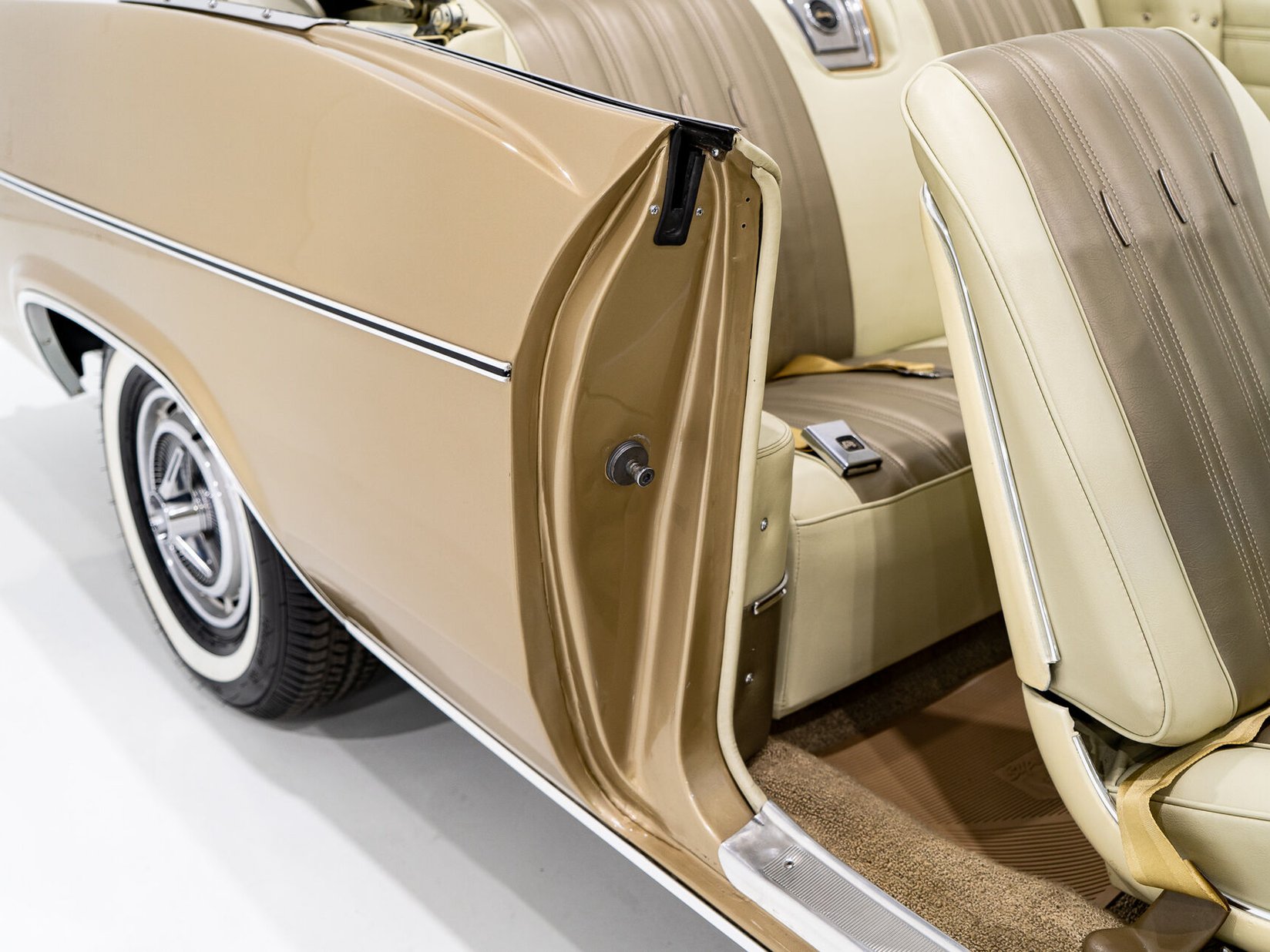 Chevrolet Impala 427 Convertible fully loaded with A/C **PRIX EN USD** 1966 Montréal - photo #80