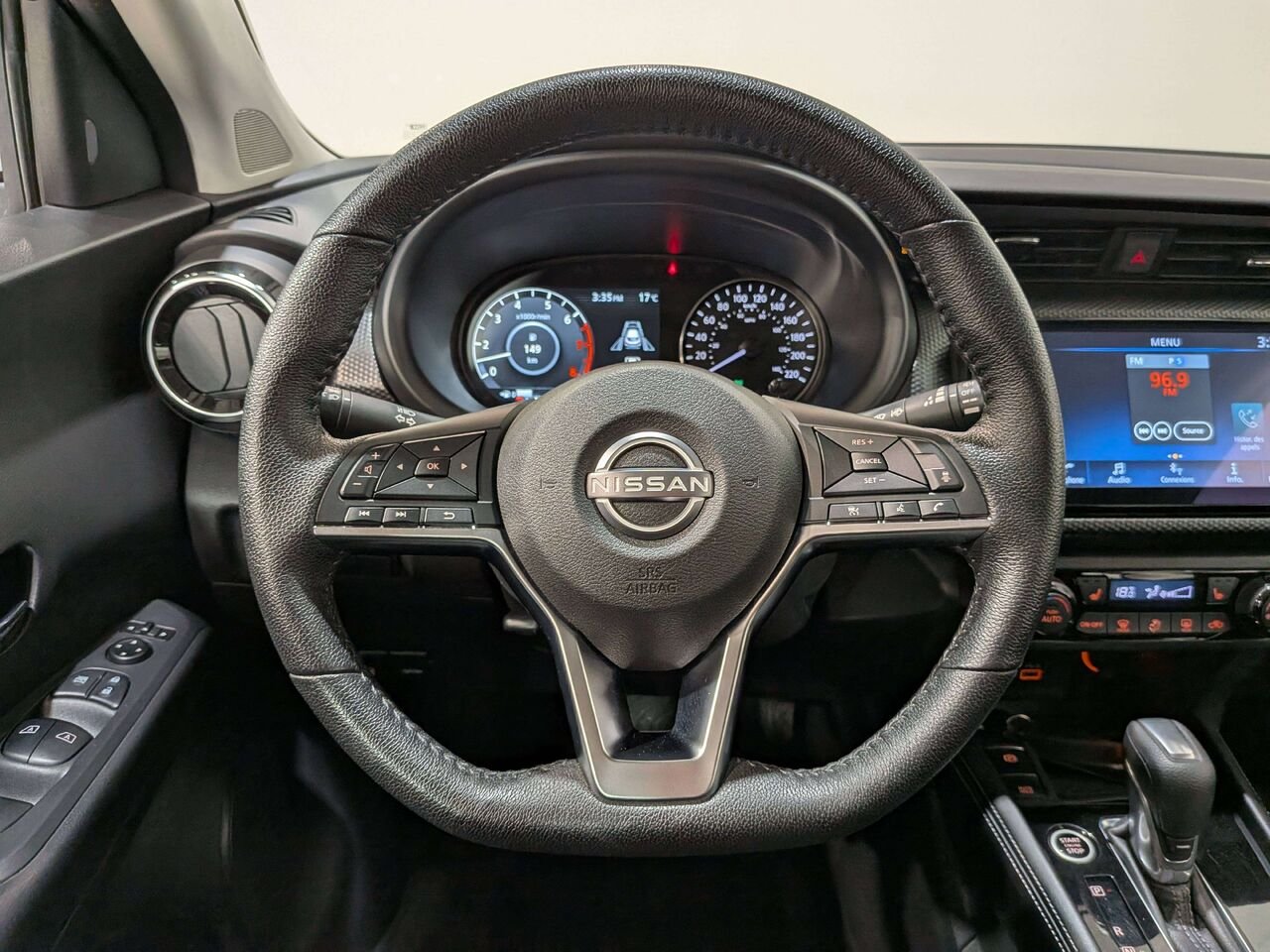 Nissan Kicks 2024 Blanc Val-David - photo #13